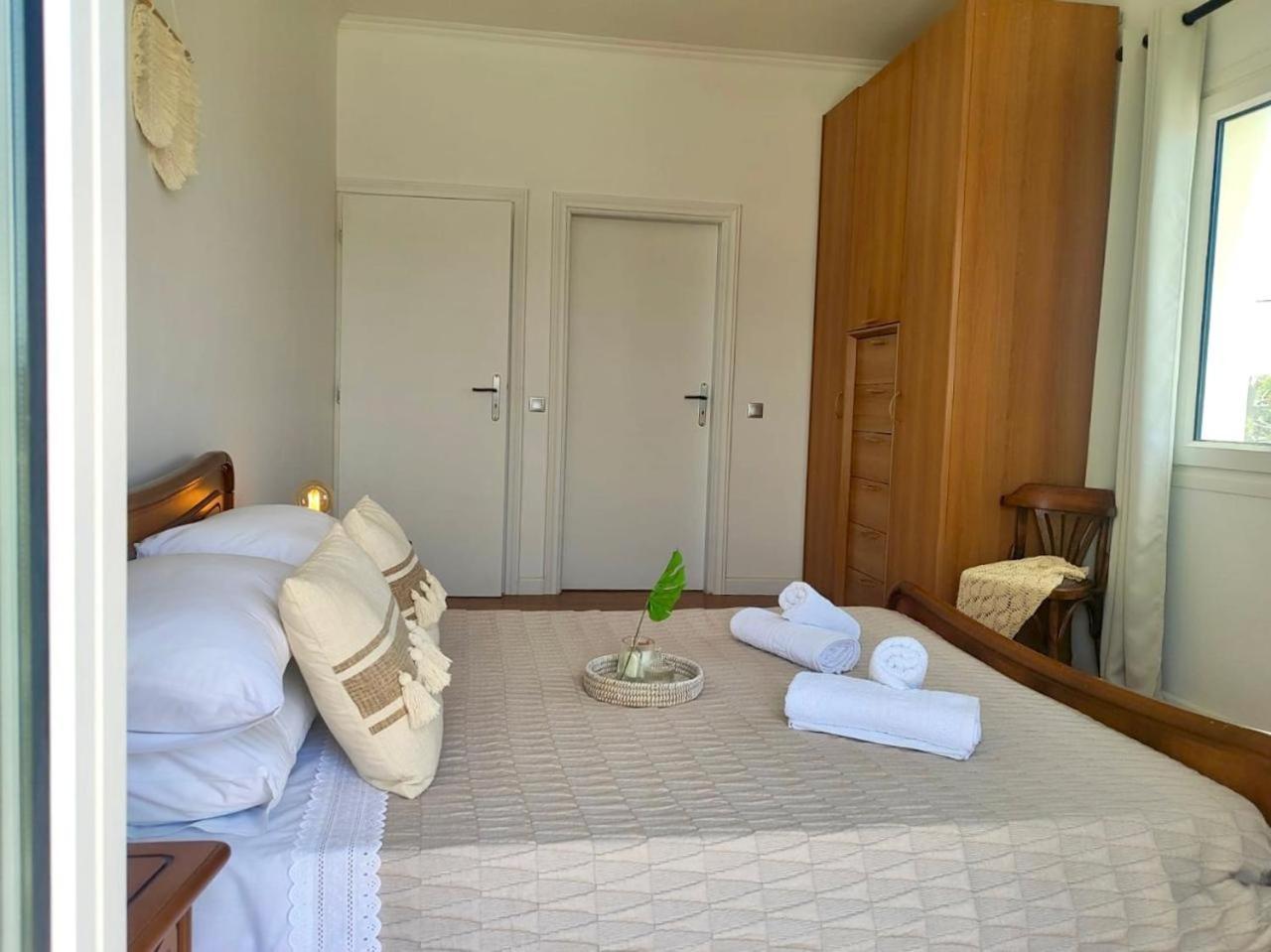 Theasis Apartments 아다마스 외부 사진